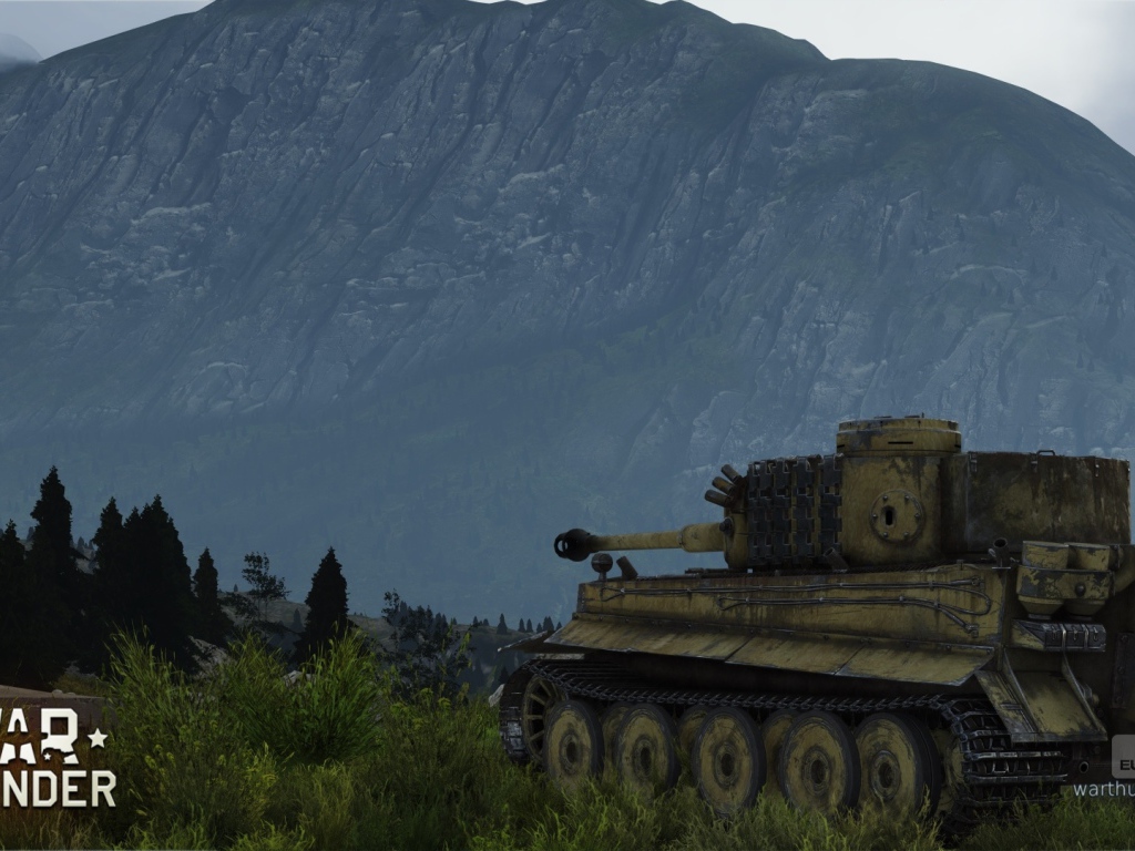 War Thunder танк в лесу