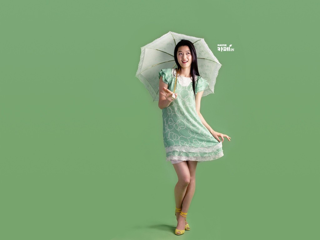 Корейская девушка с зонтом