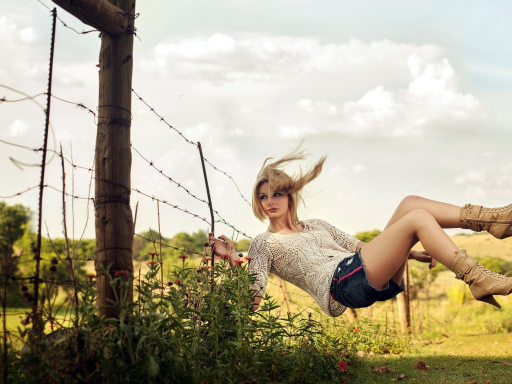 Ветром сдувает