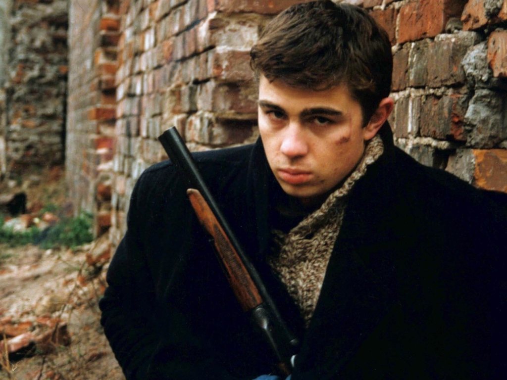 Кадр из фильма Брат