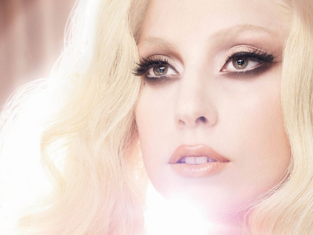 Портрет певицы Леди Гага