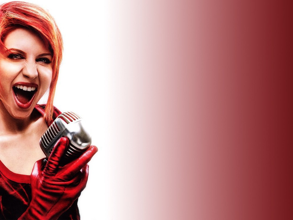 	 Певица Heyley Уильямс