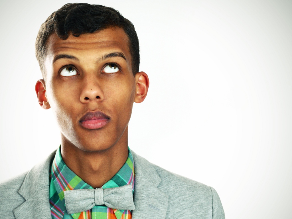 Stromae с песней Papaoutai