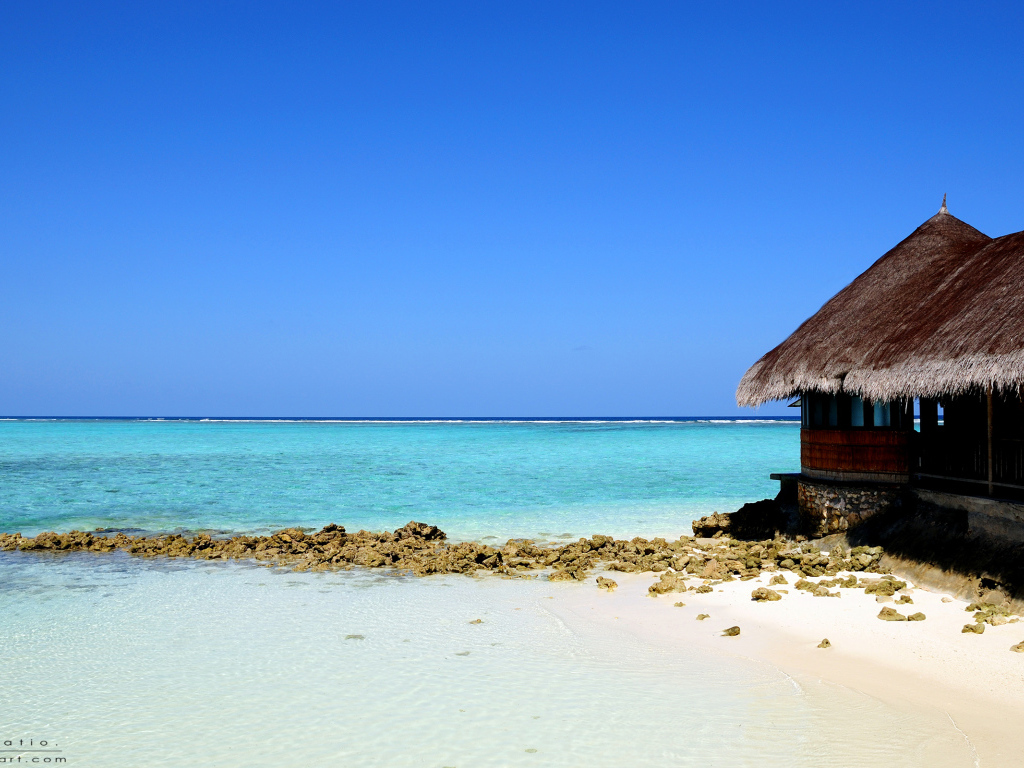 Домик на пляже