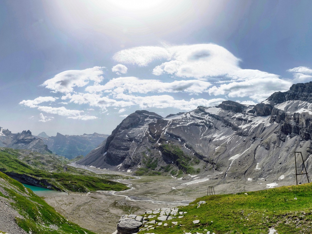 Облака причудливой формы