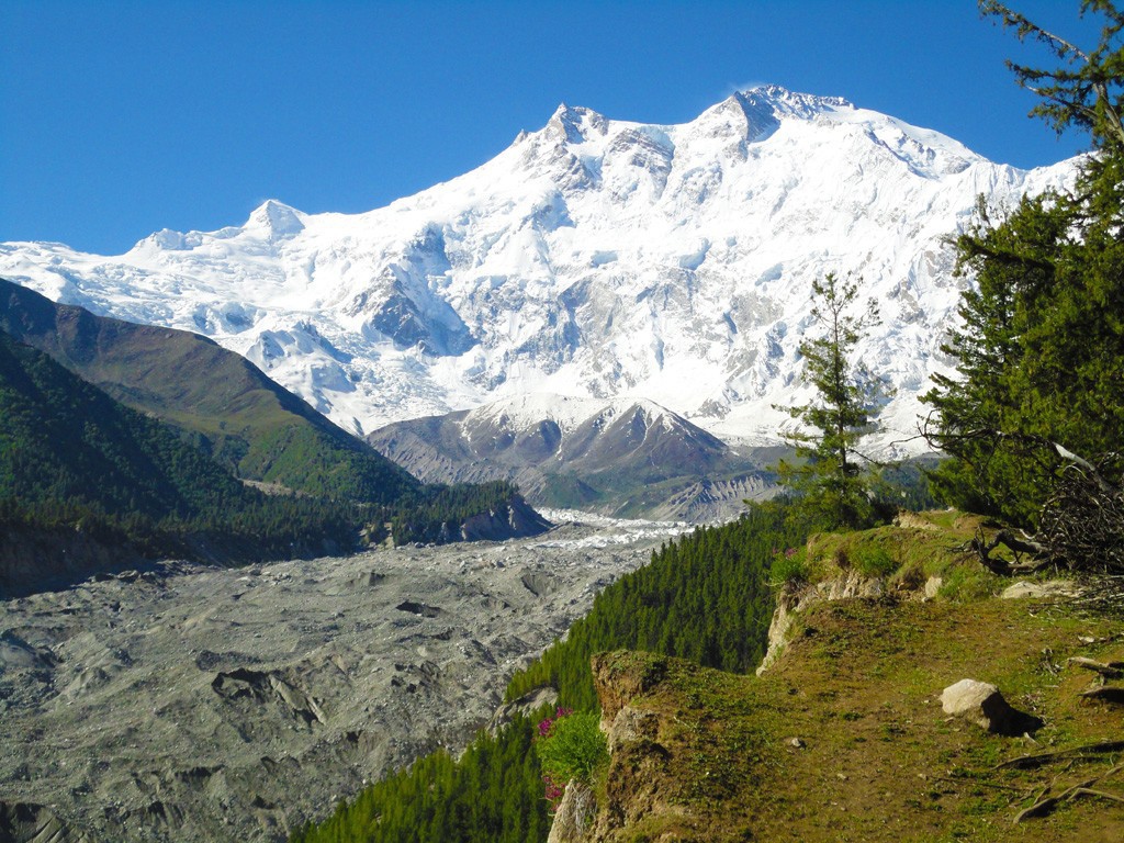 Каменная река