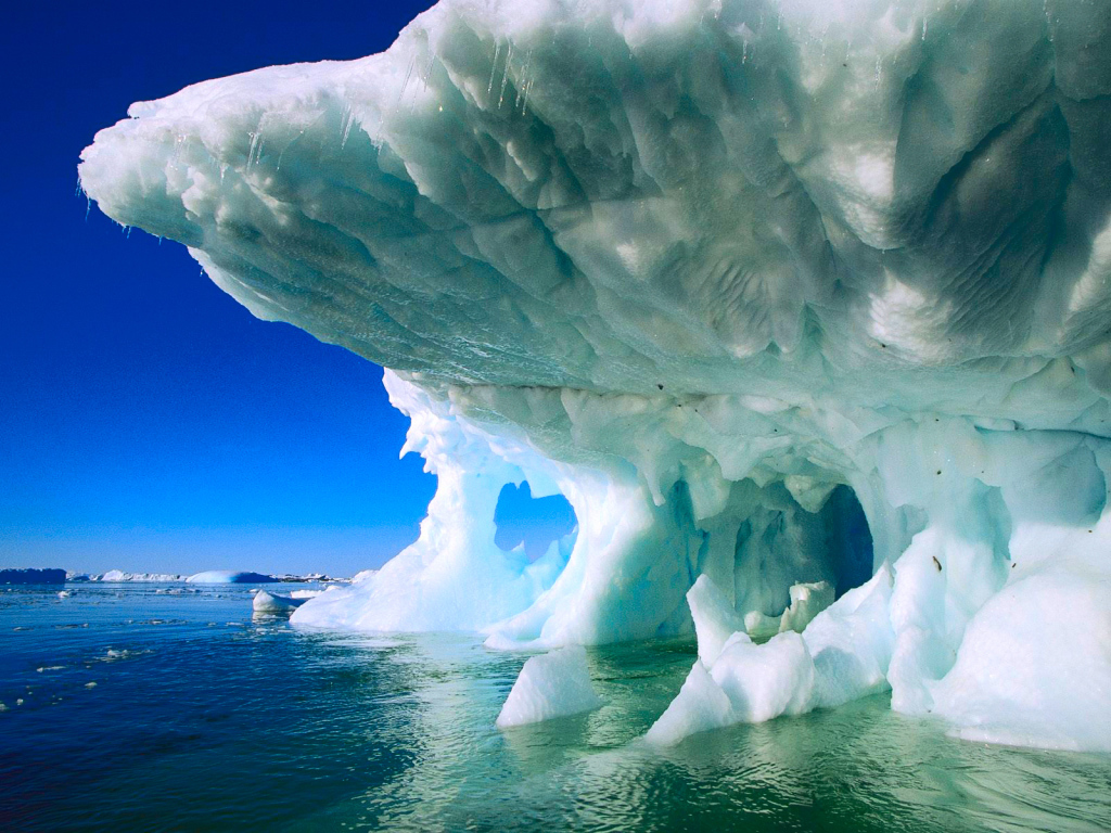 Фигурный айсберг