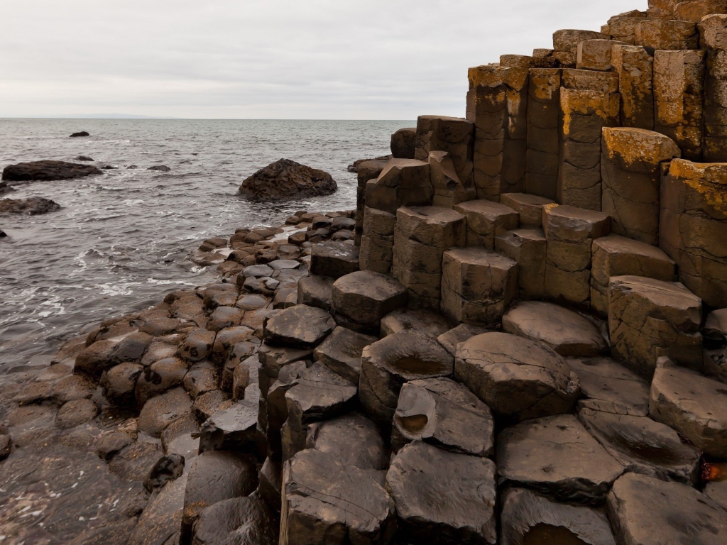 Морской берег ступени