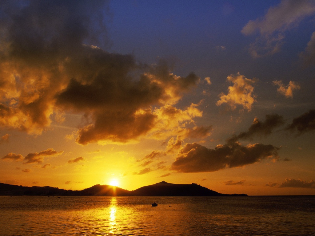 Закат над заливом