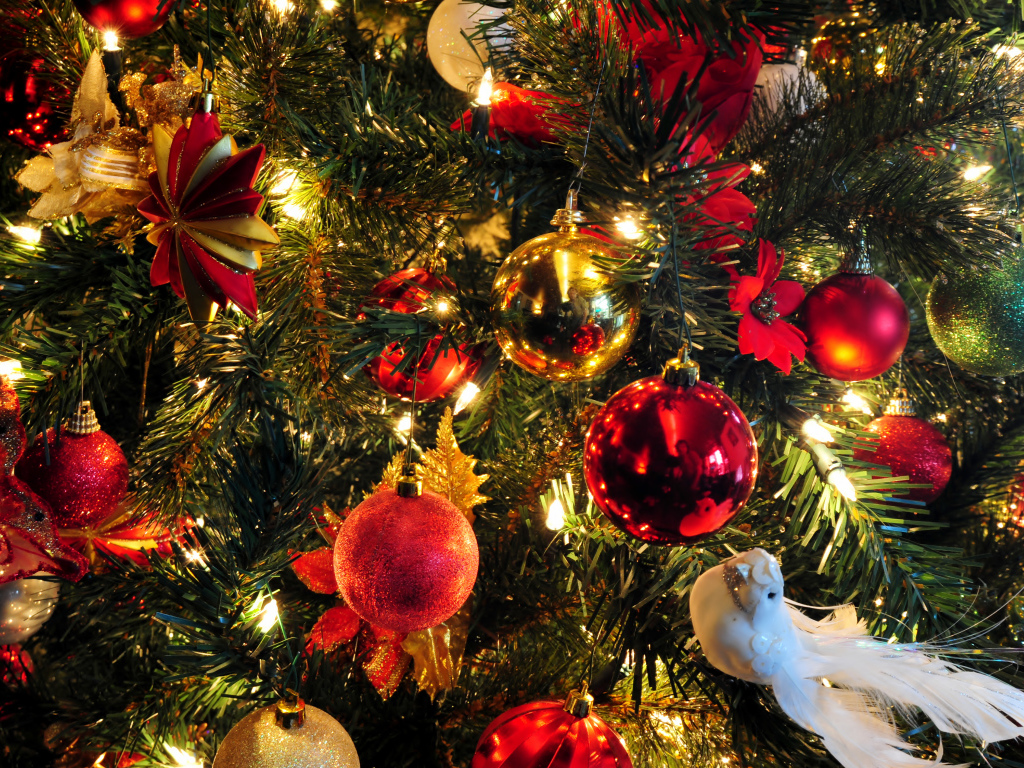 Украшение новогодней елки в год Лошади