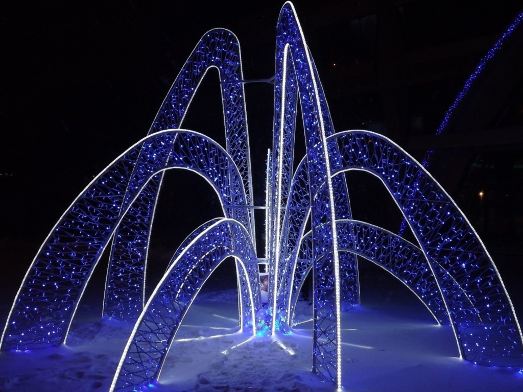 Светящиеся гирлянды