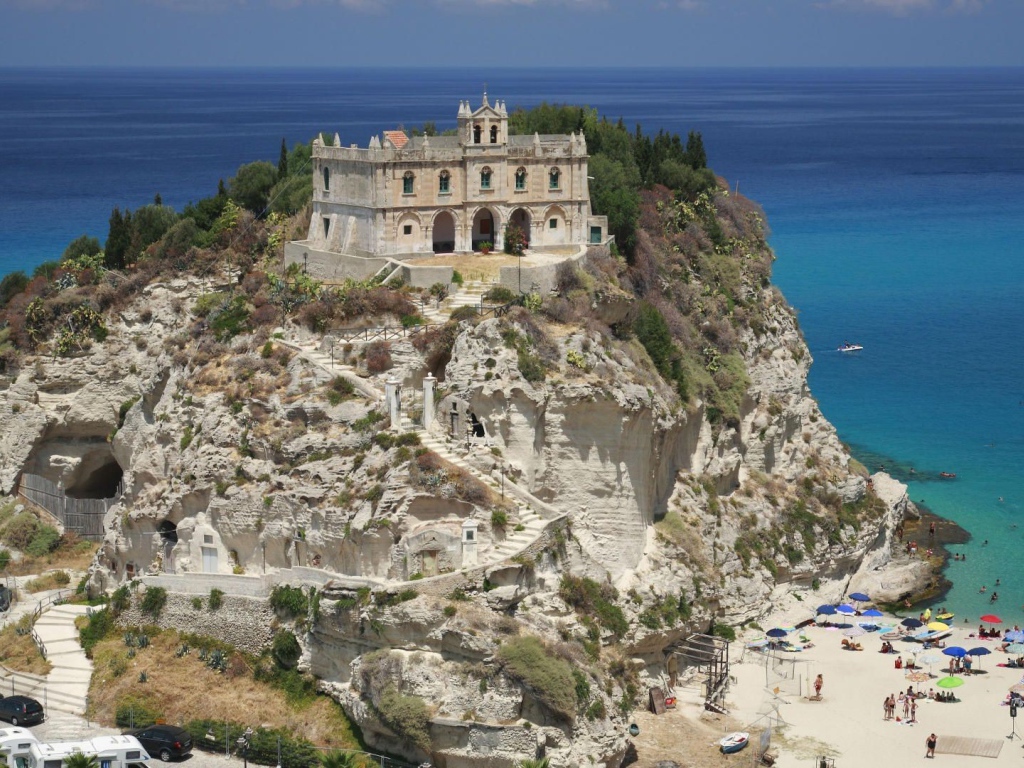 Италия остров Мария