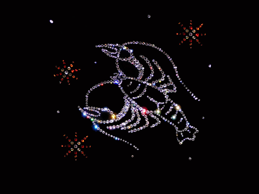 Рак из драгоценных камней