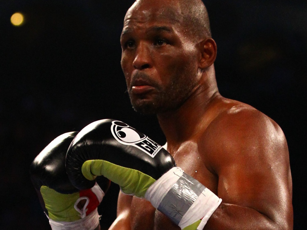 Знаменитый боксер Бернард Хопкинс в середине боя