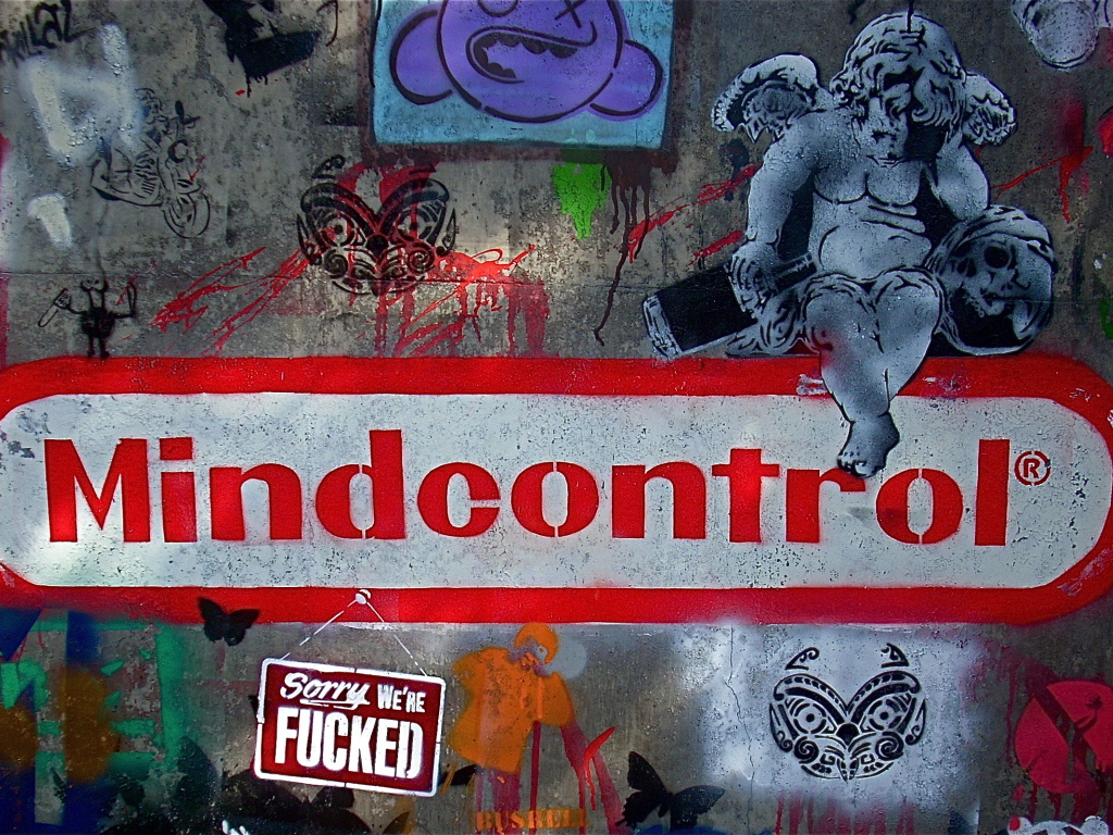 Большое граффити на стене