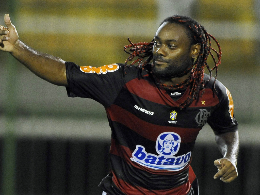  Шаньдун Лунэн Вагнер благодарит болельщиков