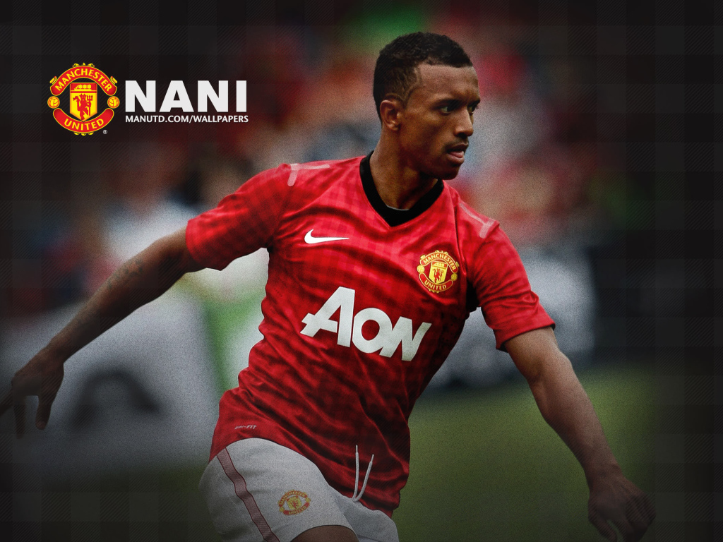  Игрок Манчестер Юнайтед Луиш Нани в темных тонах