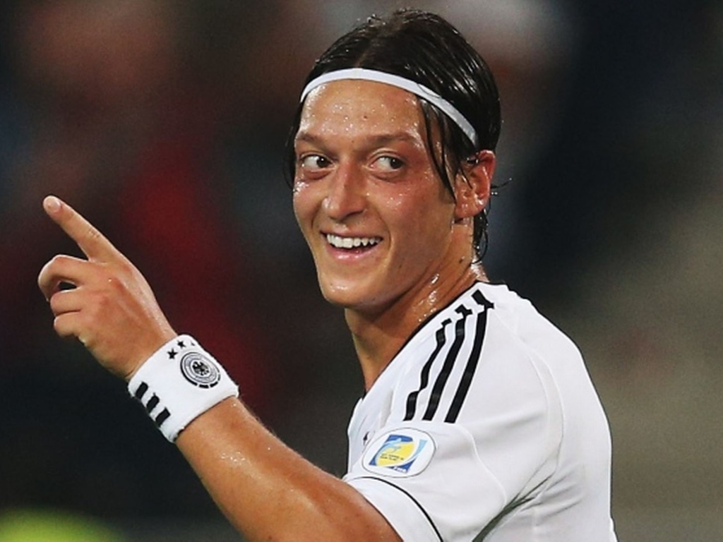 Гордость Арсенала Месут Озил