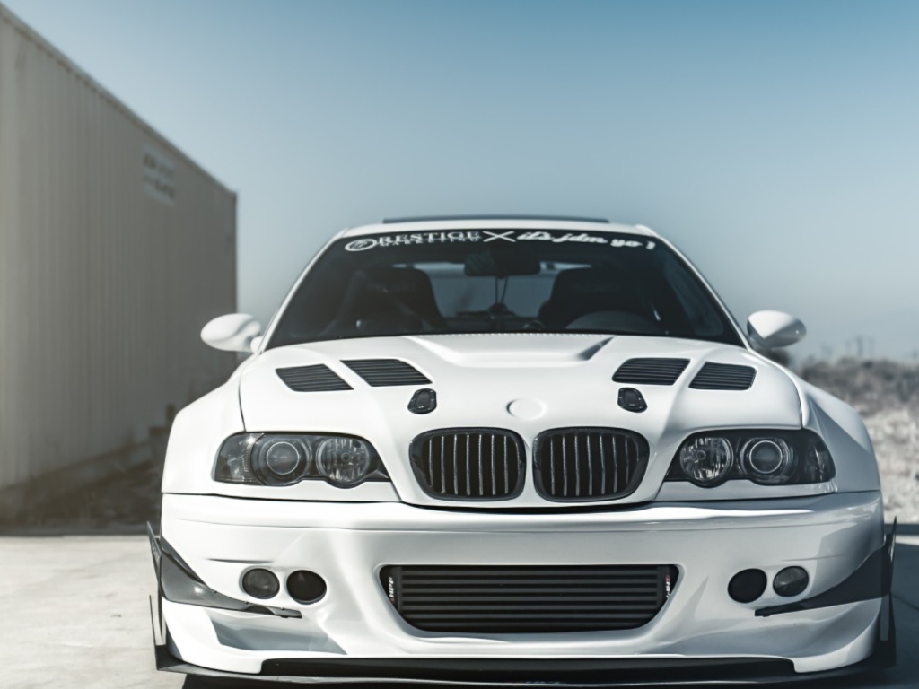 Автомобиль БМВ М-3