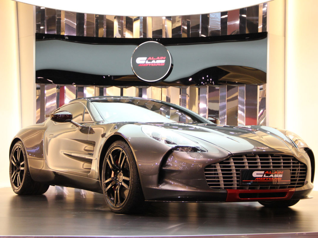 Ограниченная серия Aston Martin one 77