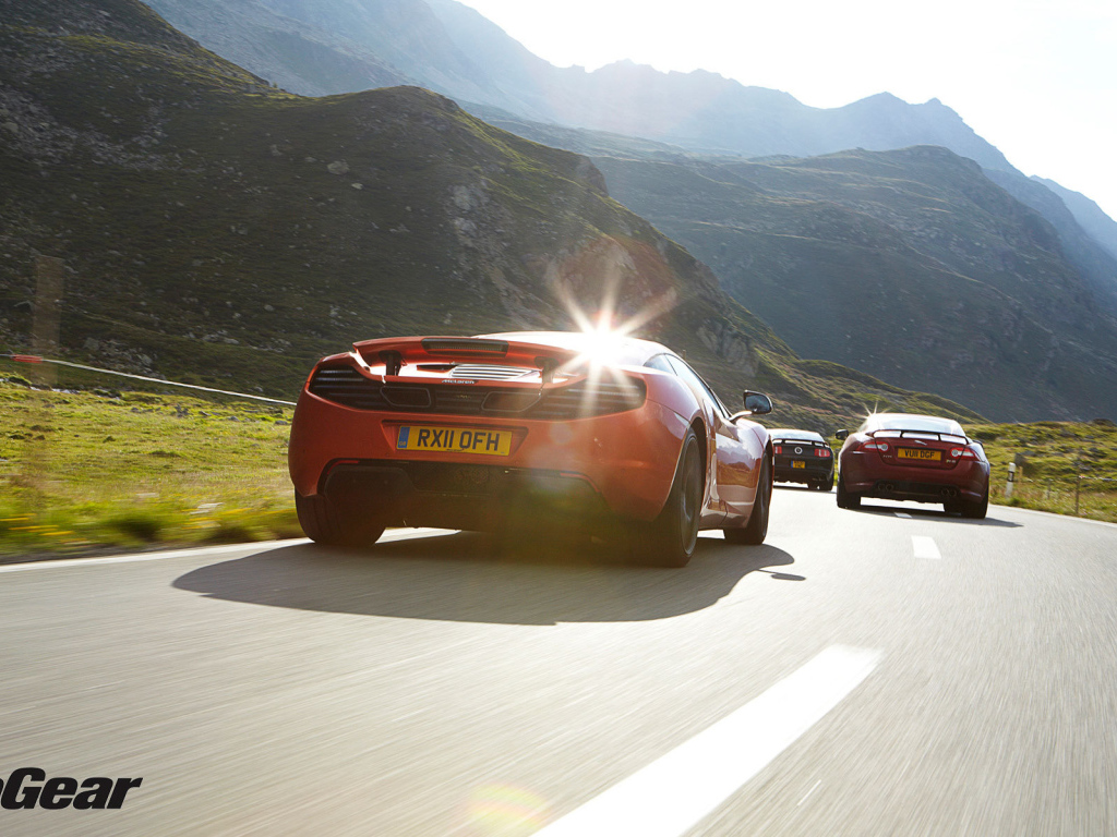 Фото автомобиля Aston Martin top gear