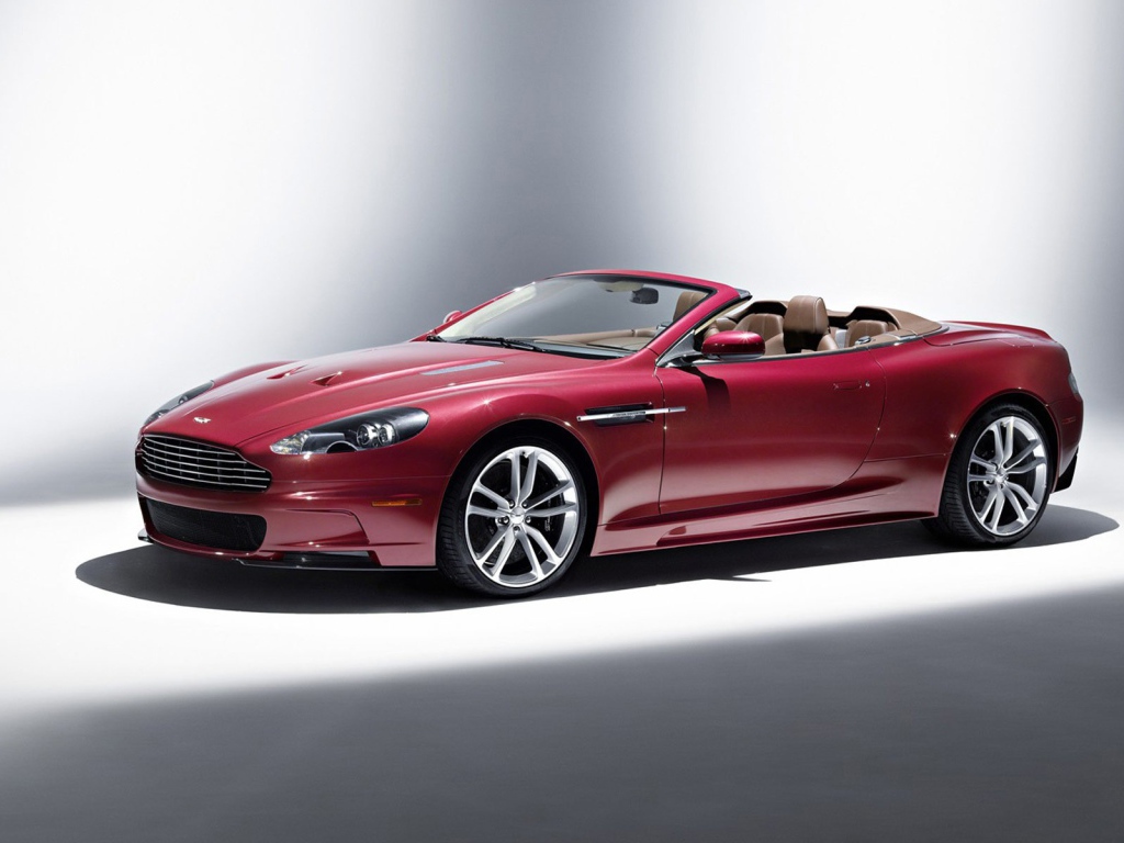 Надежный автомобиль Aston Martin volante