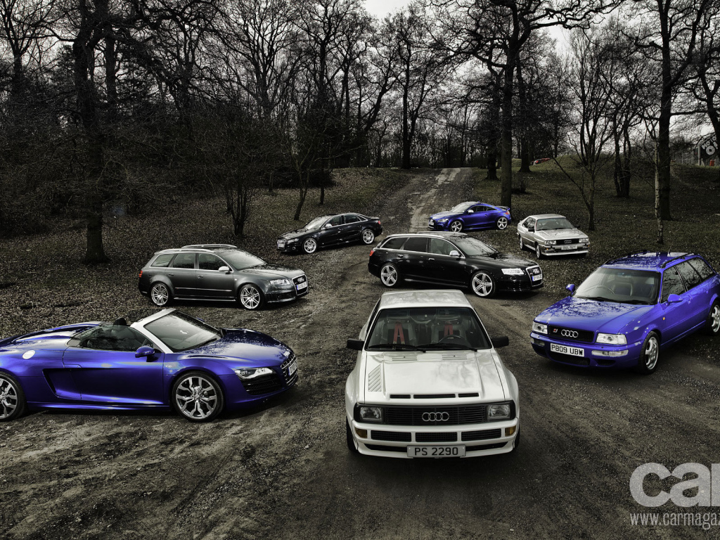 Красивый автомобиль Audi quattro