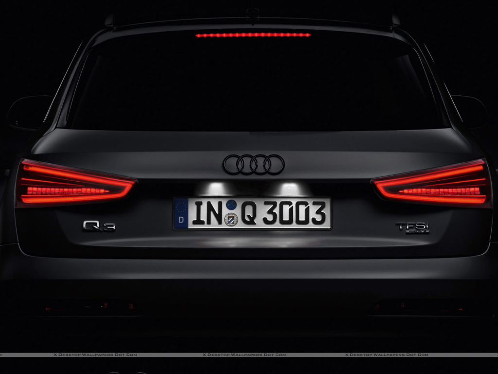 Автомобиль марки Audi модели q3