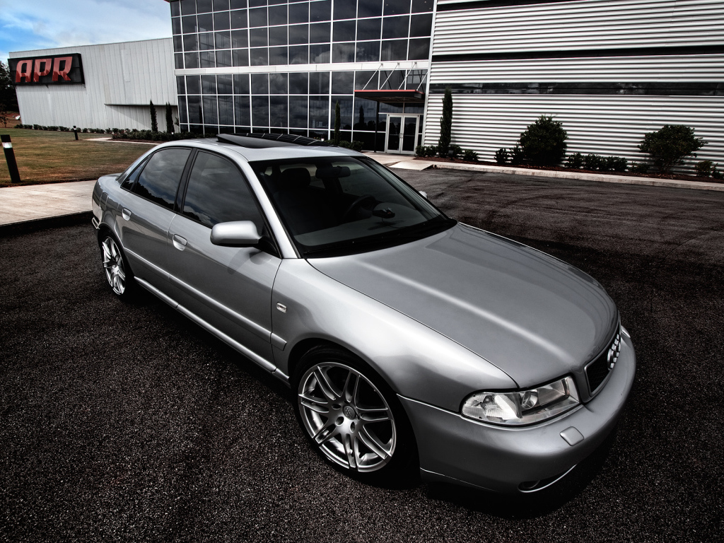 Новая машина Audi b5