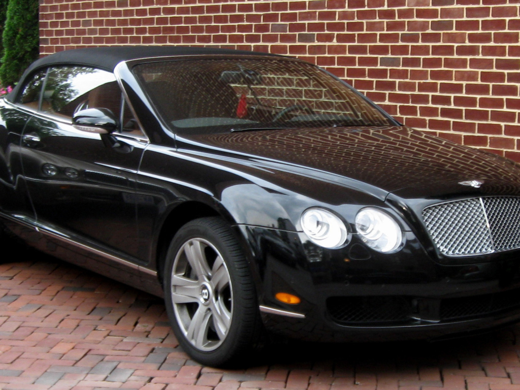 Роскошный Bentley Continental GT