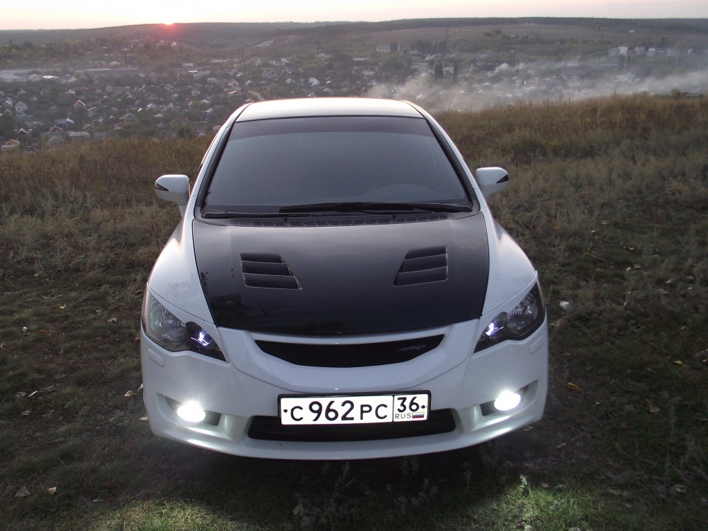 Дизайн автомобиля Honda Civic 4D