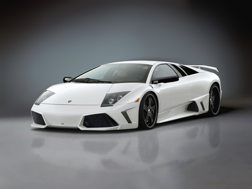 Красивый автомобиль Lamborghini Murcielago