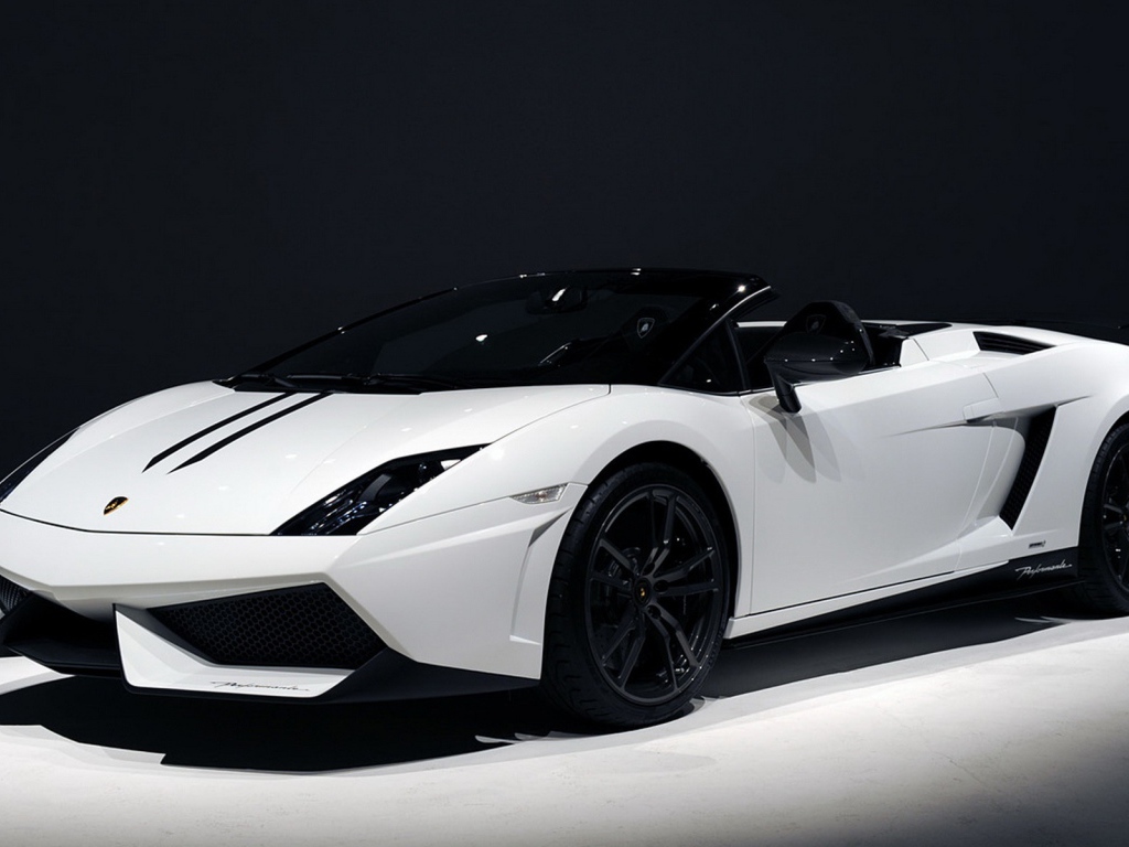 Белый Lamborghini gallardo lp570