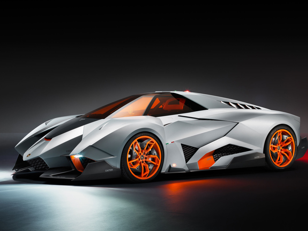 Надежная машина Lamborghini Egoista