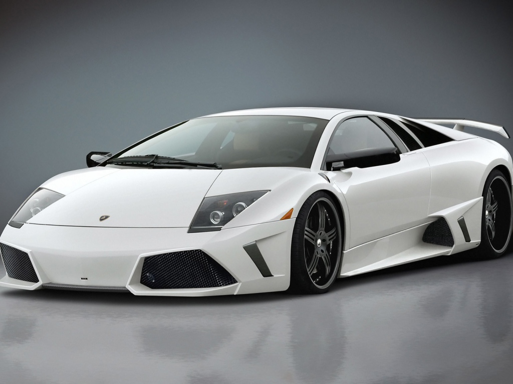 Белый Lamborghini Murcielago