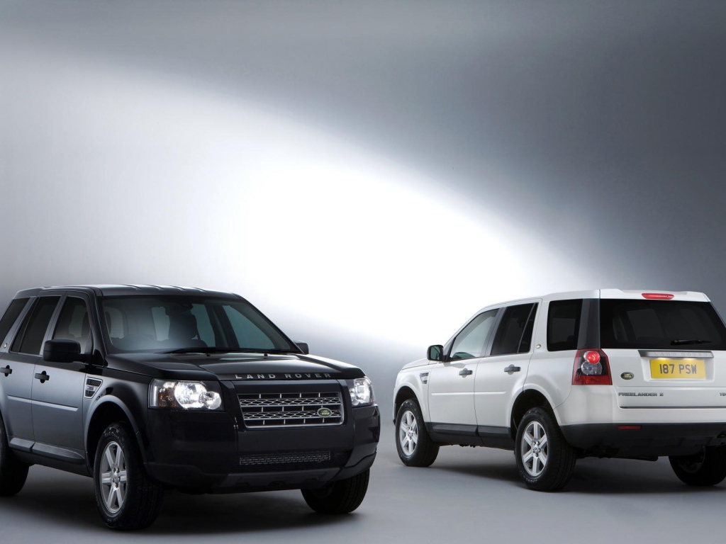 Тест драйв автомобиля Land Rover Freelander 2