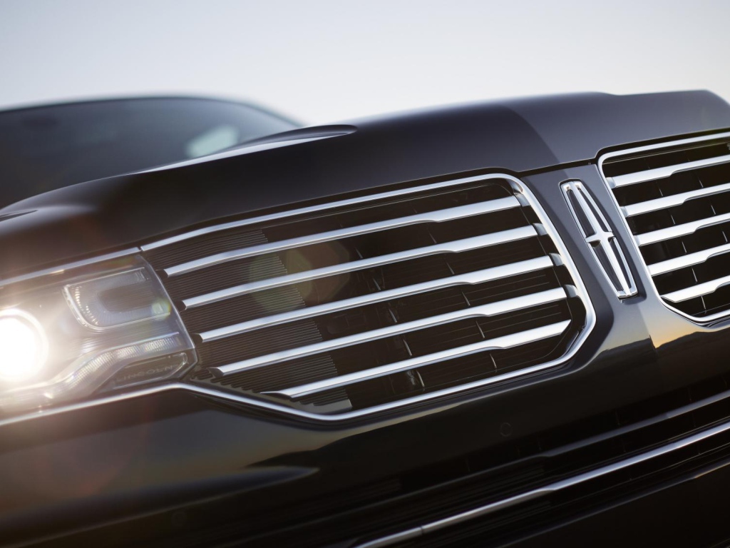 Новый автомобиль Lincoln Navigator 2015