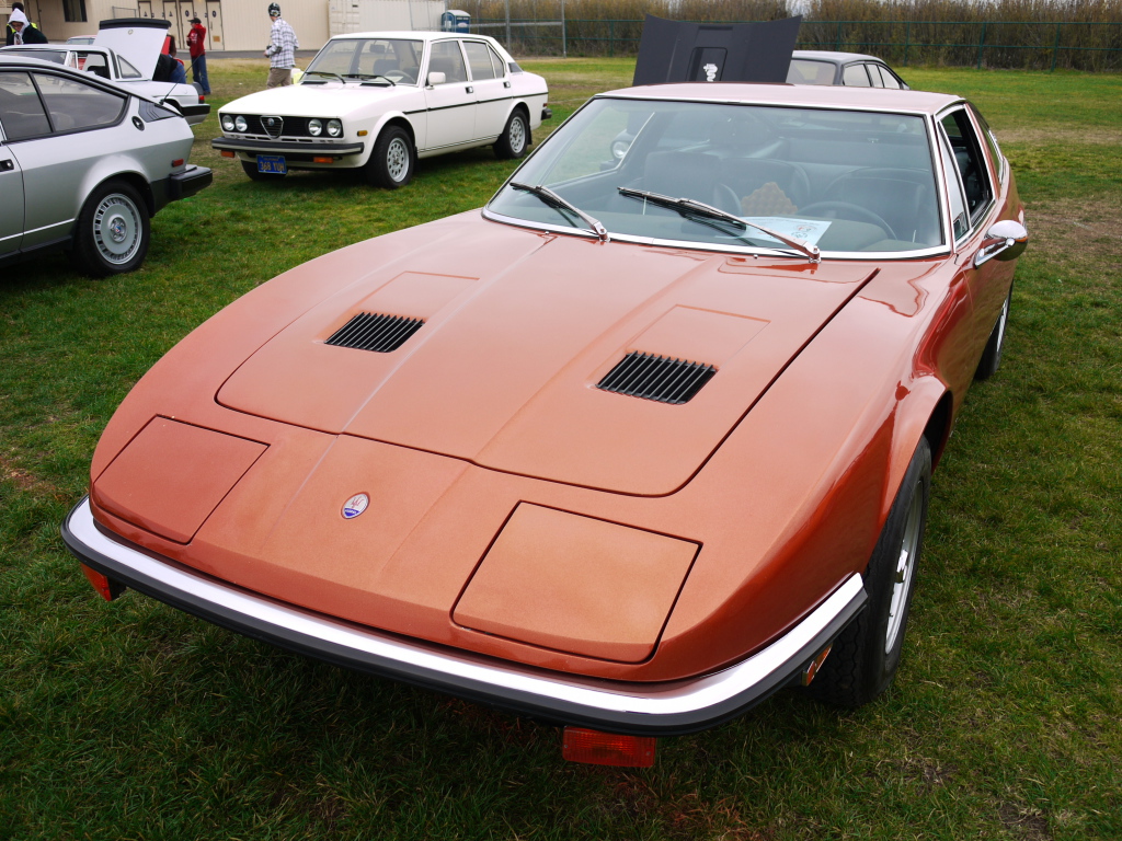 Надежная машина Maserati Indy