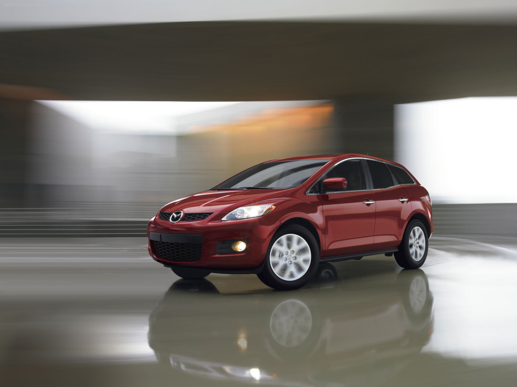 Новая машина Mazda CX 7