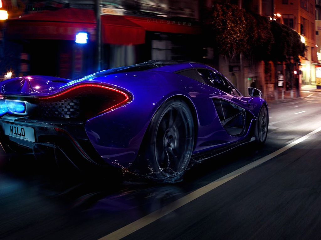 Голубой Mclaren p1