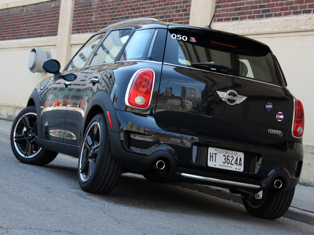 Великолепный mini cooper countryman