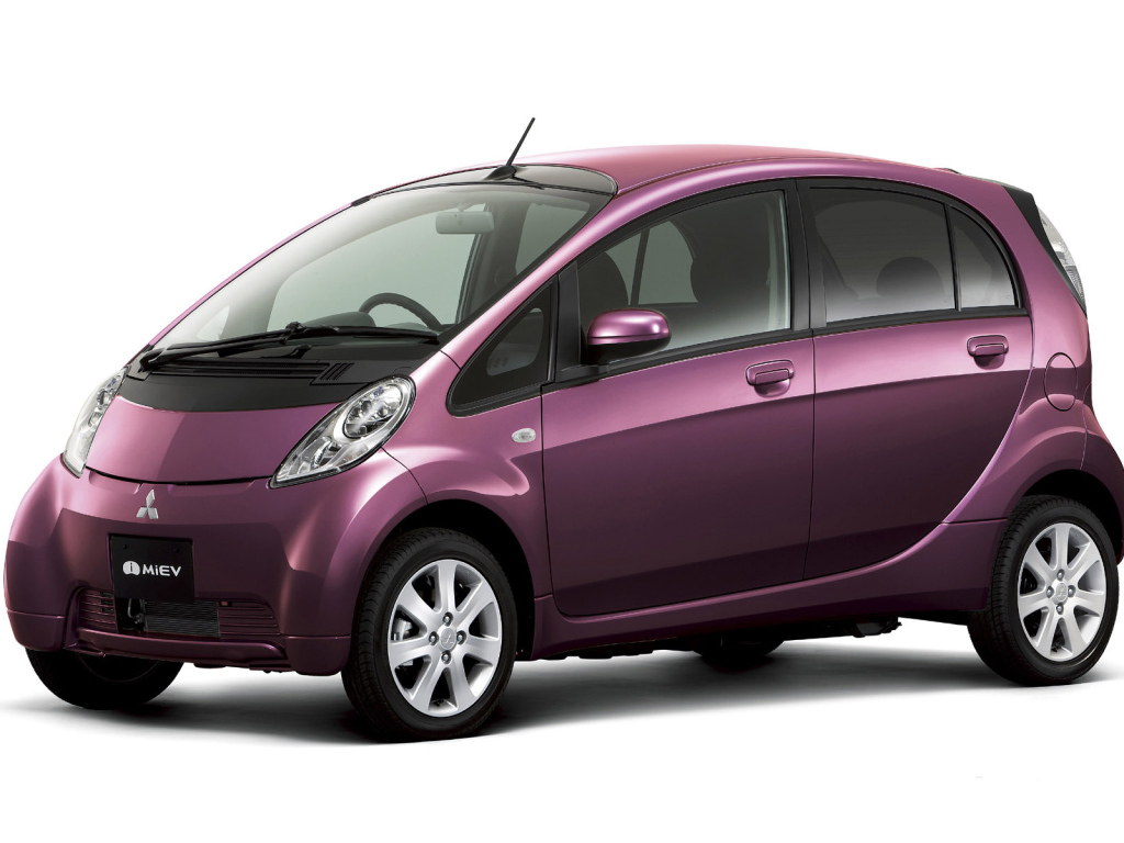 Красивый автомобиль Mitsubishi Electric