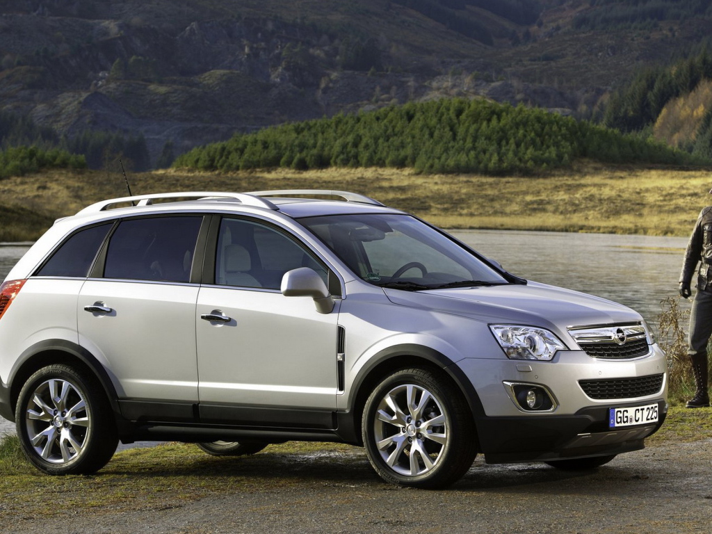 Надежная машина Opel Antara