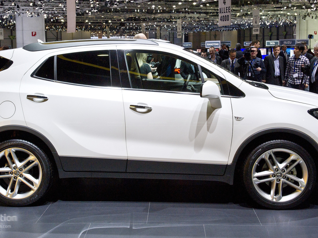 Новая машина Opel Mokka