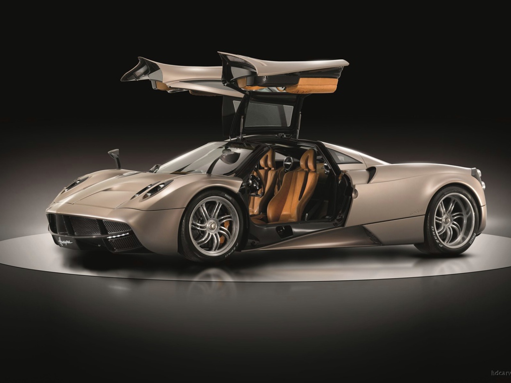Надежная машина Pagani Huayra