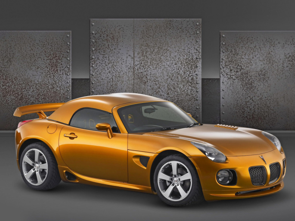 Красивый автомобиль Pontiac Solstice