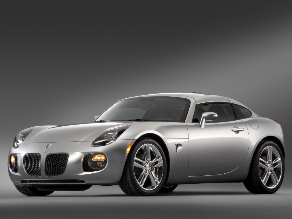 Надежный автомобиль Pontiac Solstice