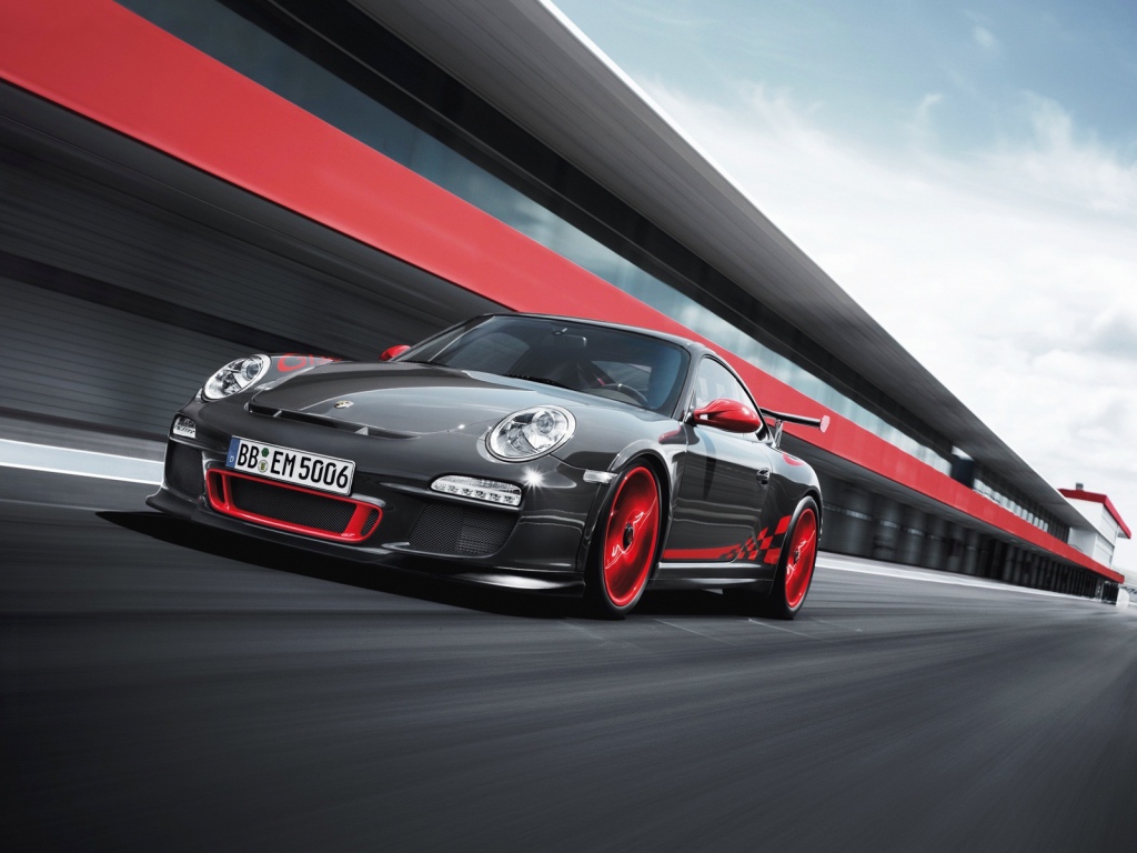 Гоночный Porsche 911 GT3 RS