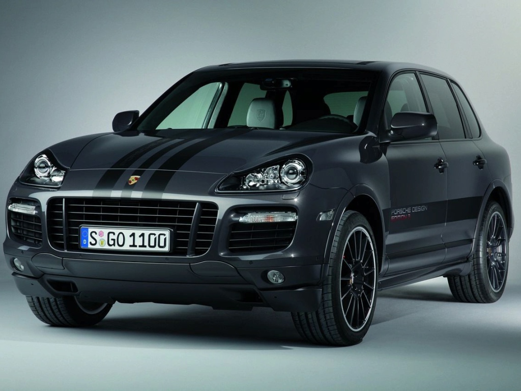 Спортивный Porsche Cayenne