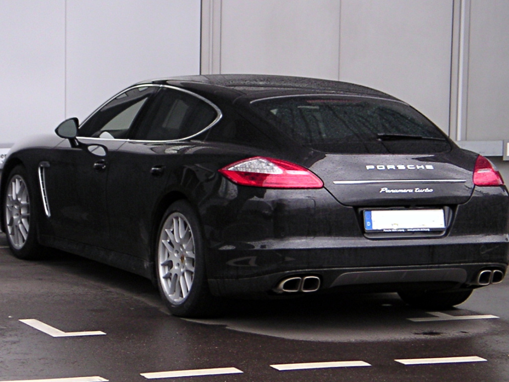 Неповторимый Porsche Panamera